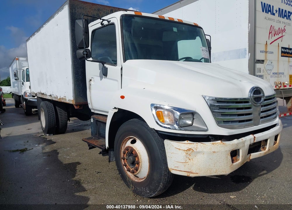 2005 HINO 268 VIN: JHBNE8JT051S11447