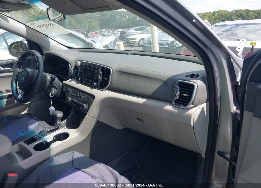 2019 KIA SPORTAGE LX VIN: KNDPM3AC2K7627578