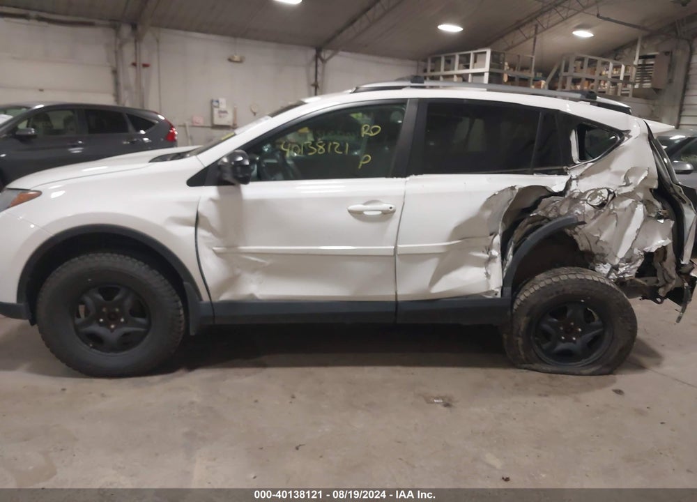 2017 TOYOTA RAV4 LE VIN: 2T3BFREV3HW625550