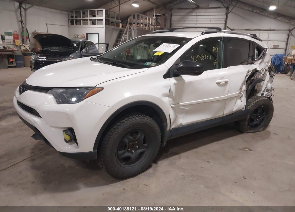 2017 TOYOTA RAV4 LE VIN: 2T3BFREV3HW625550