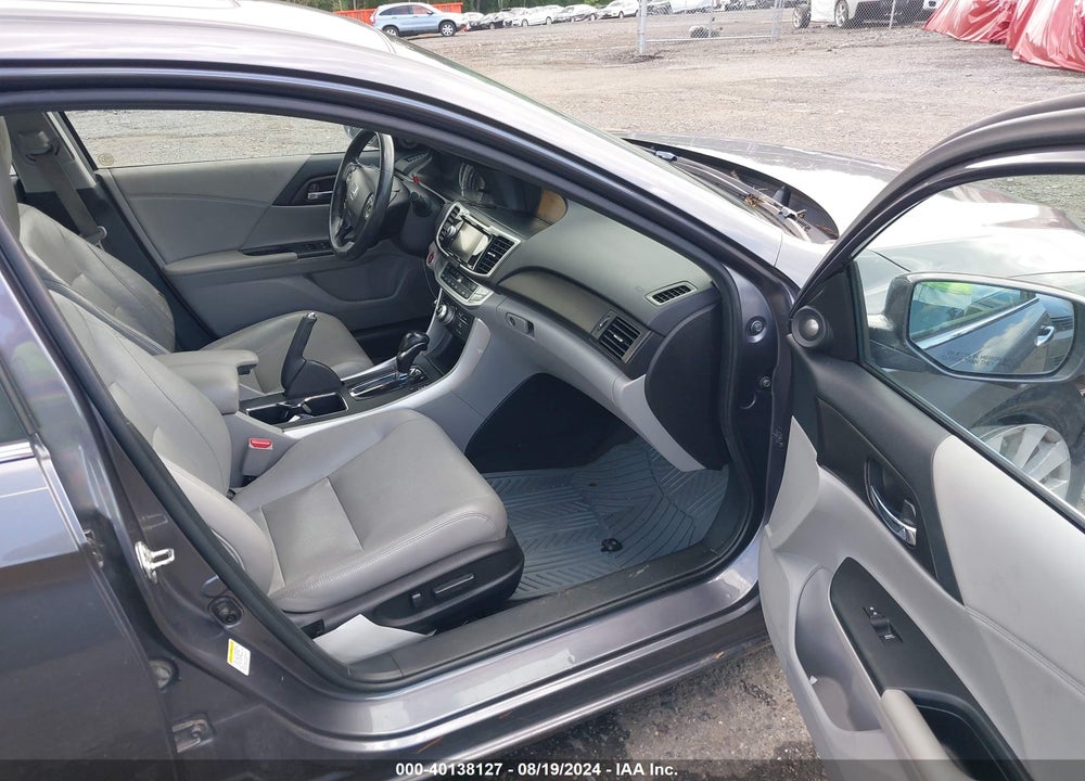 2015 HONDA ACCORD EX-L VIN: 1HGCR2F85FA123843