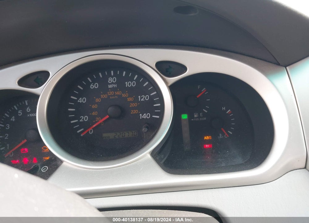 2005 TOYOTA HIGHLANDER VIN: JTEGD21A850117916