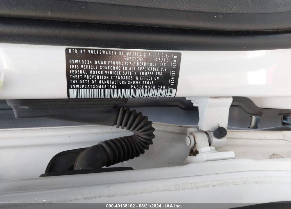 2013 VOLKSWAGEN BEETLE 2.5L VIN: 3VWJP7AT3DM681904