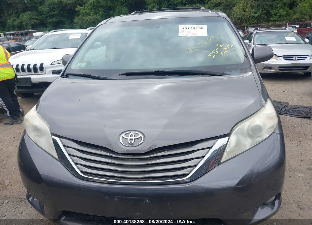 2011 TOYOTA SIENNA XLE VIN: 5TDDK3DC7BS021218
