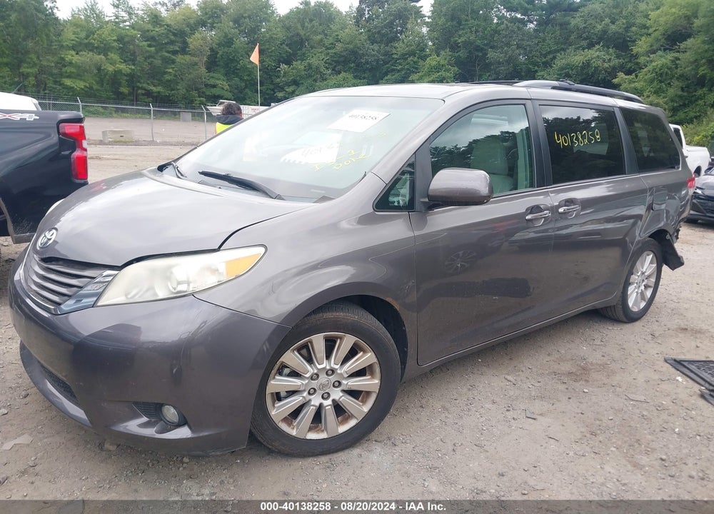2011 TOYOTA SIENNA XLE VIN: 5TDDK3DC7BS021218