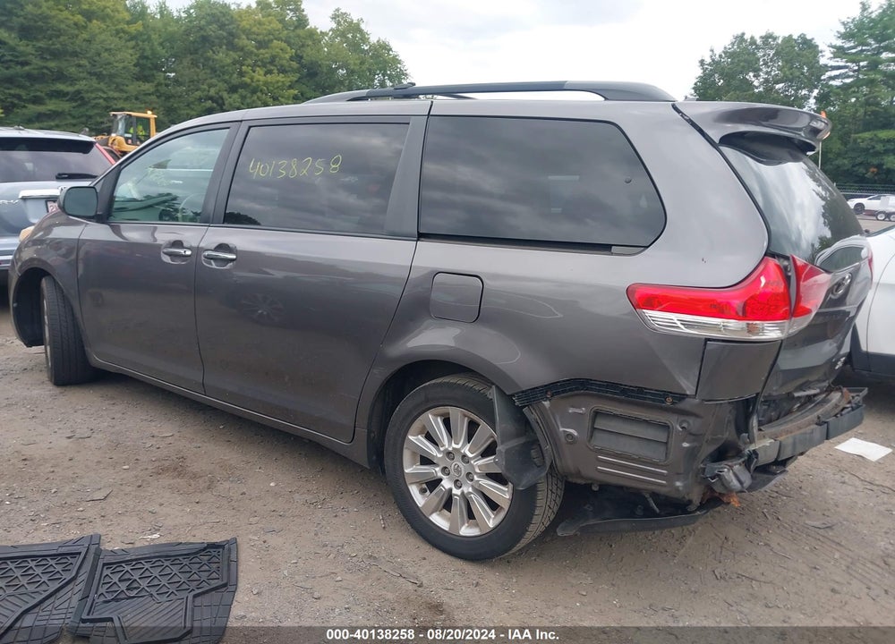 2011 TOYOTA SIENNA XLE VIN: 5TDDK3DC7BS021218