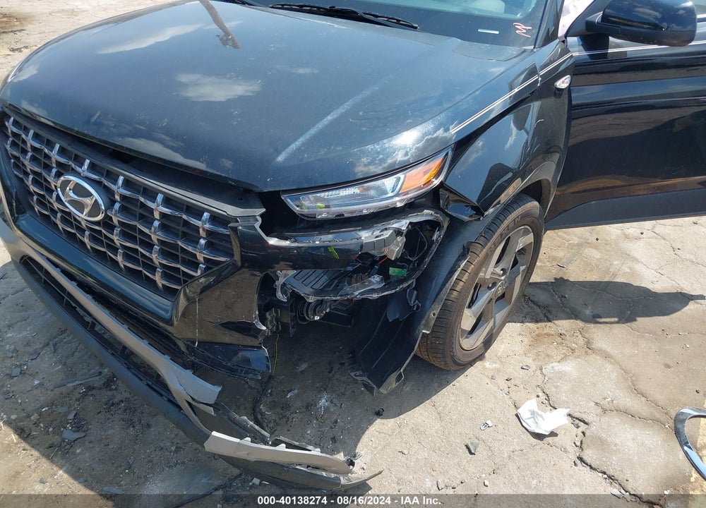 2022 HYUNDAI VENUE SEL VIN: KMHRC8A37NU151824