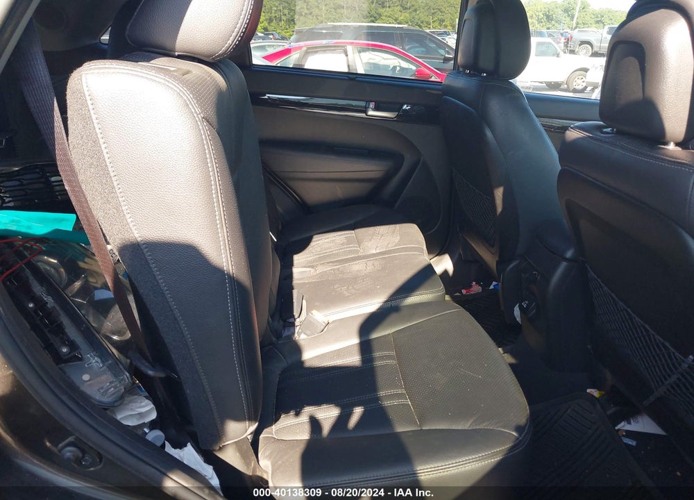 2014 KIA SORENTO EX V6 VIN: 5XYKUDA76EG431010