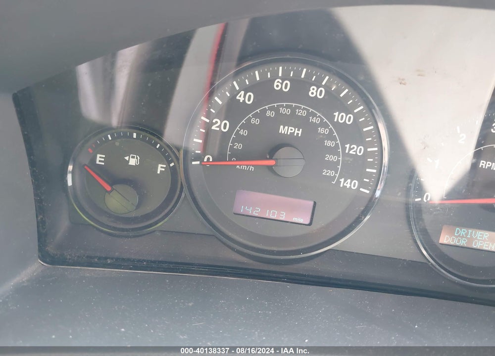 2005 JEEP GRAND CHEROKEE LAREDO VIN: 1J4GR48K35C562671