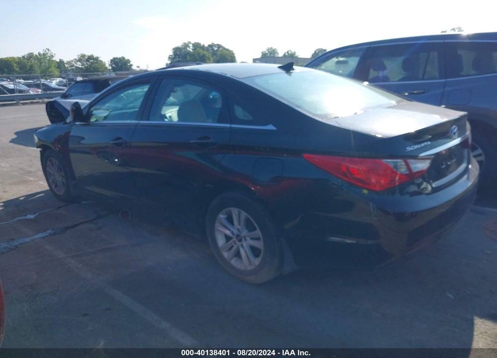2013 HYUNDAI SONATA GLS VIN: 5NPEB4AC4DH688142