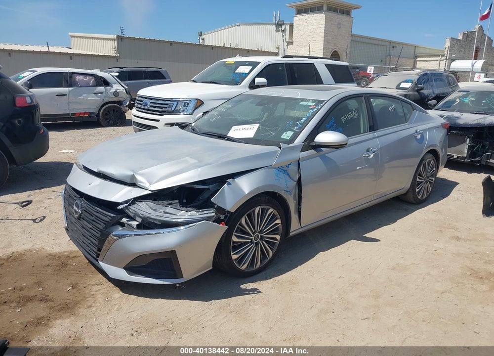 2023 NISSAN ALTIMA SL FWD VIN: 1N4BL4EV0PN369388