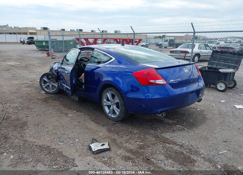 2011 HONDA ACCORD VIN: 1HGCS2B87BA004633