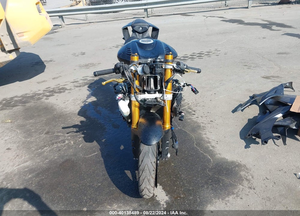 2017 YAMAHA YZFR6 VIN: JYARJ28E4HA001962