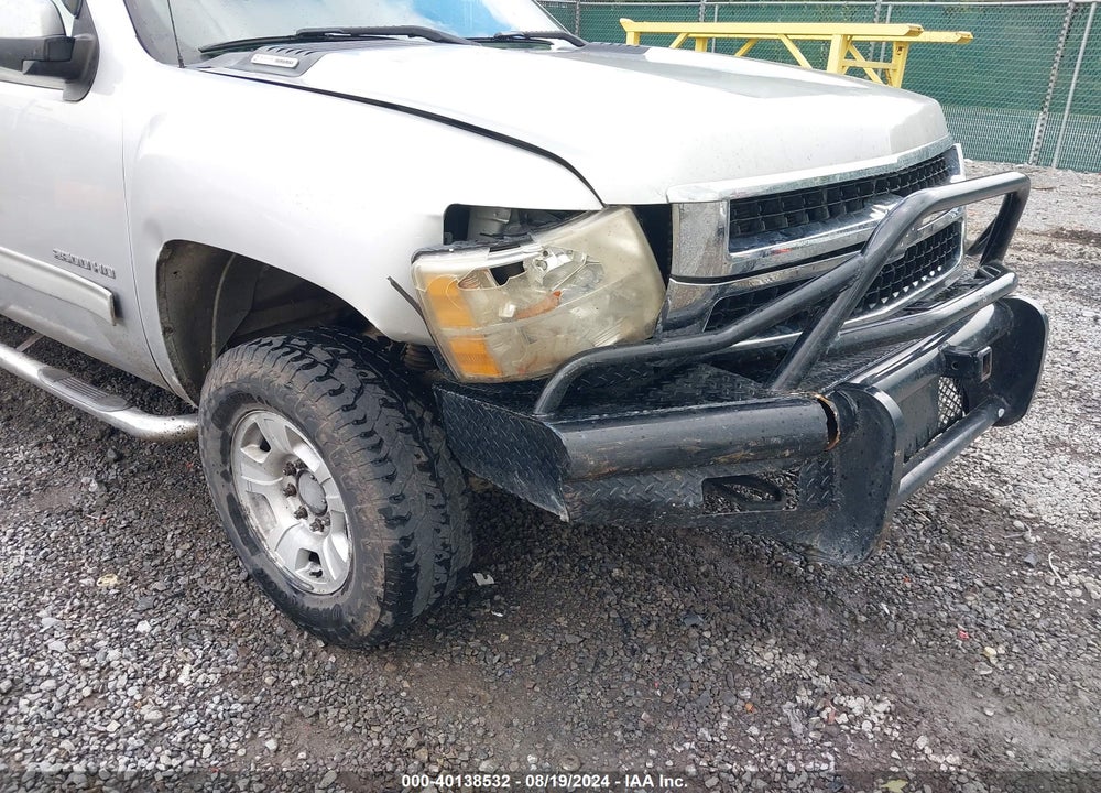 2010 CHEVROLET SILVERADO 2500HD LTZ VIN: 1GC4KYB6XAF121936