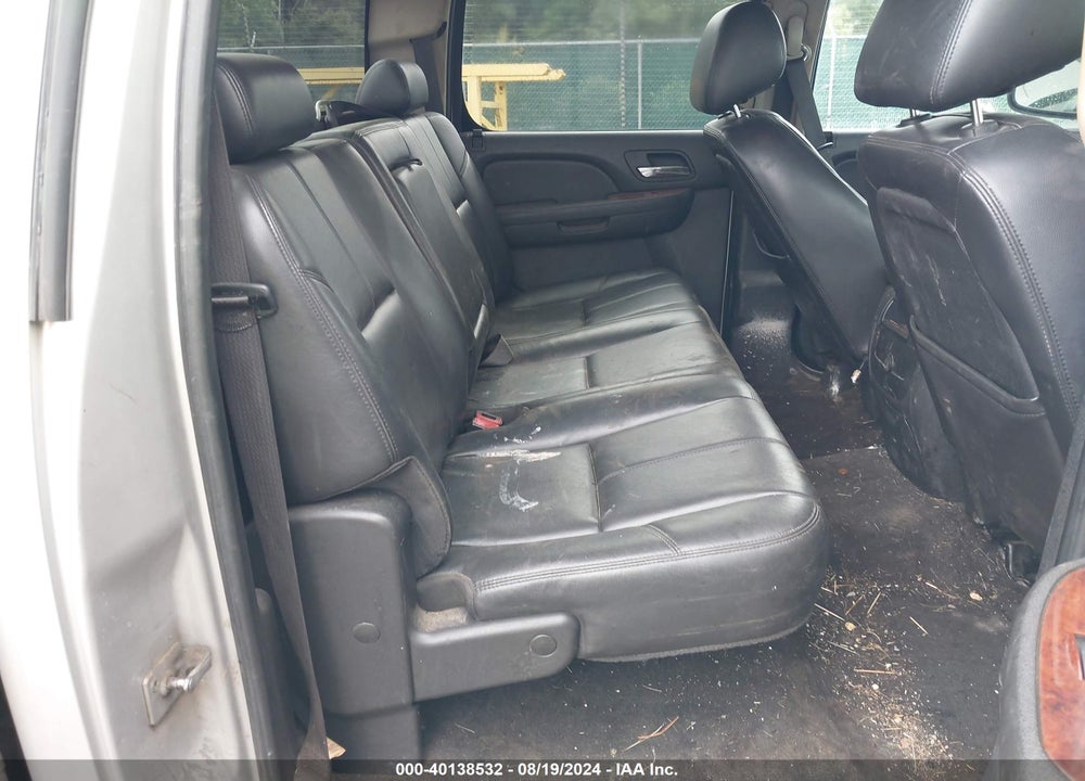 2010 CHEVROLET SILVERADO 2500HD LTZ VIN: 1GC4KYB6XAF121936