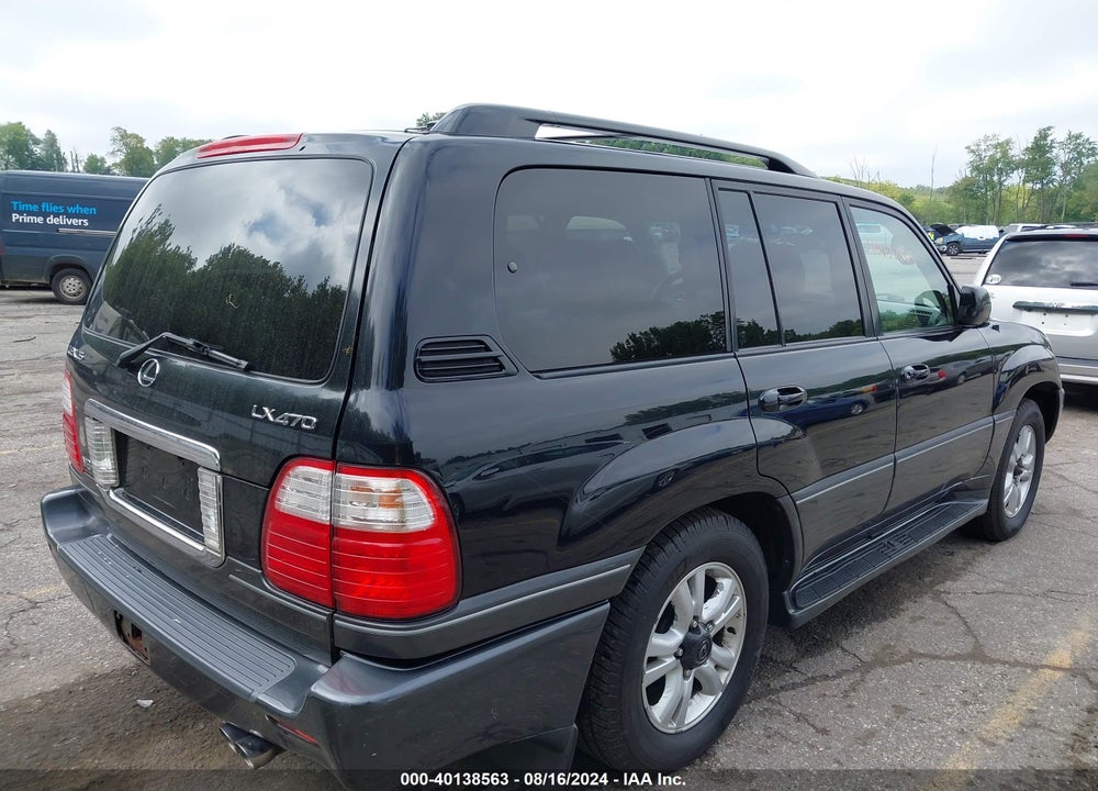 2005 LEXUS LX 470 VIN: JTJHT00W953553862
