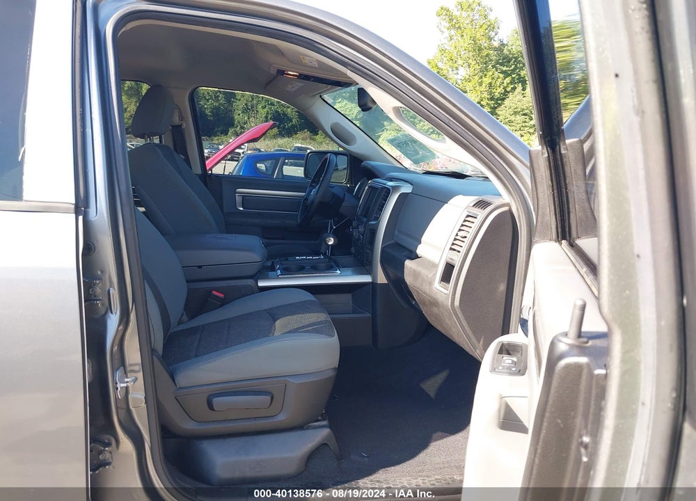 2013 RAM 1500 BIG HORN VIN: 1C6RR7GT7DS572819
