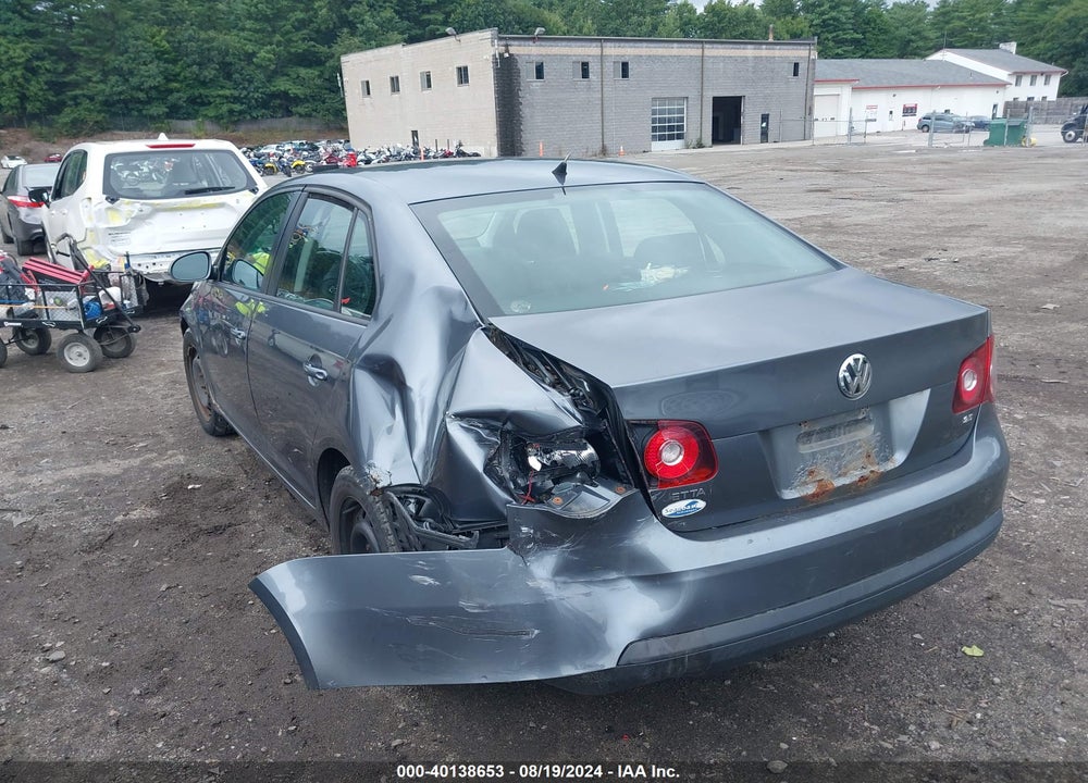 2010 VOLKSWAGEN JETTA S VIN: 3VWJZ7AJ7AM016282