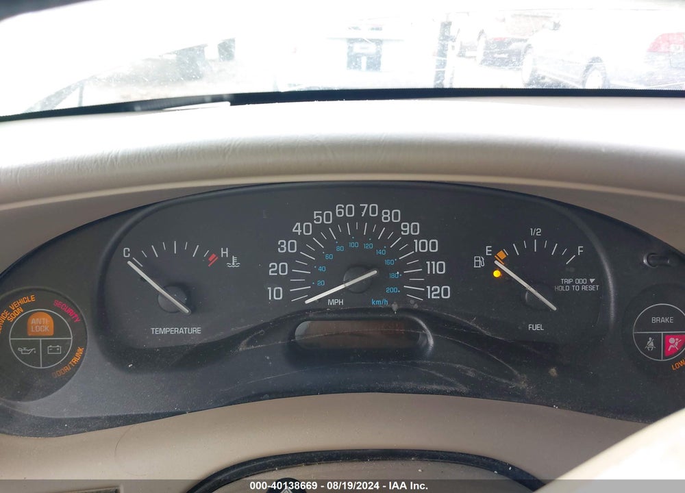 2000 BUICK CENTURY CUSTOM VIN: 2G4WS52J0Y1255511