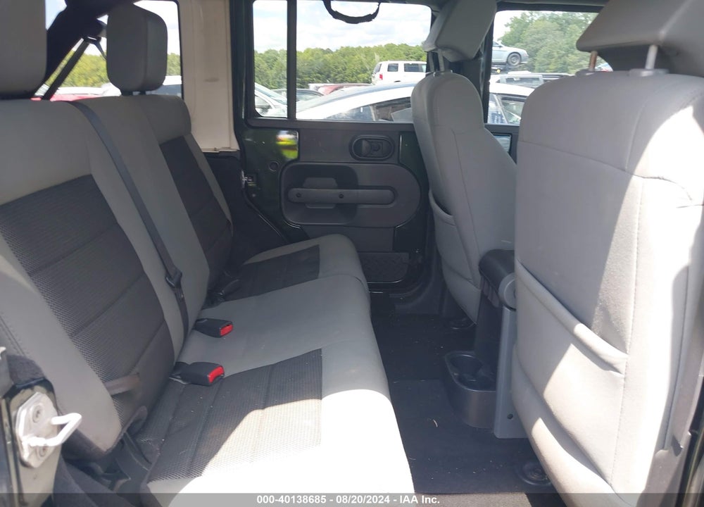 2010 JEEP WRANGLER UNLIMITED SPORT VIN: 1J4HA3H11AL212057