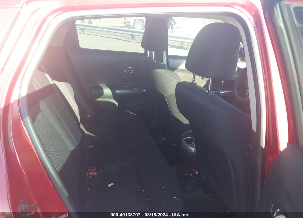 2011 NISSAN JUKE S VIN: JN8AF5MR0BT006105