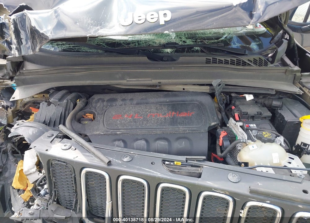 2015 JEEP RENEGADE LATITUDE VIN: ZACCJBBT6FPC29153