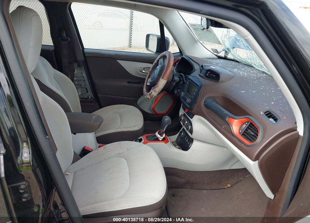 2015 JEEP RENEGADE LATITUDE VIN: ZACCJBBT6FPC29153
