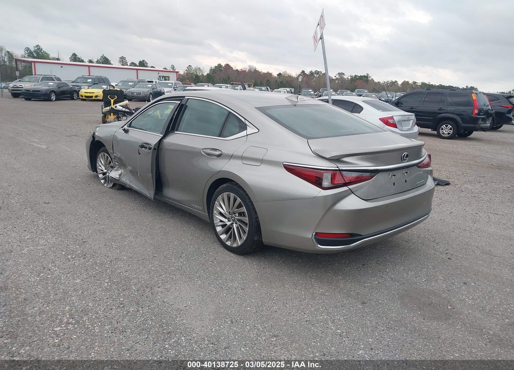2020 LEXUS ES 300H ULTRA LUXURY VIN: 58AF21B15LU008516