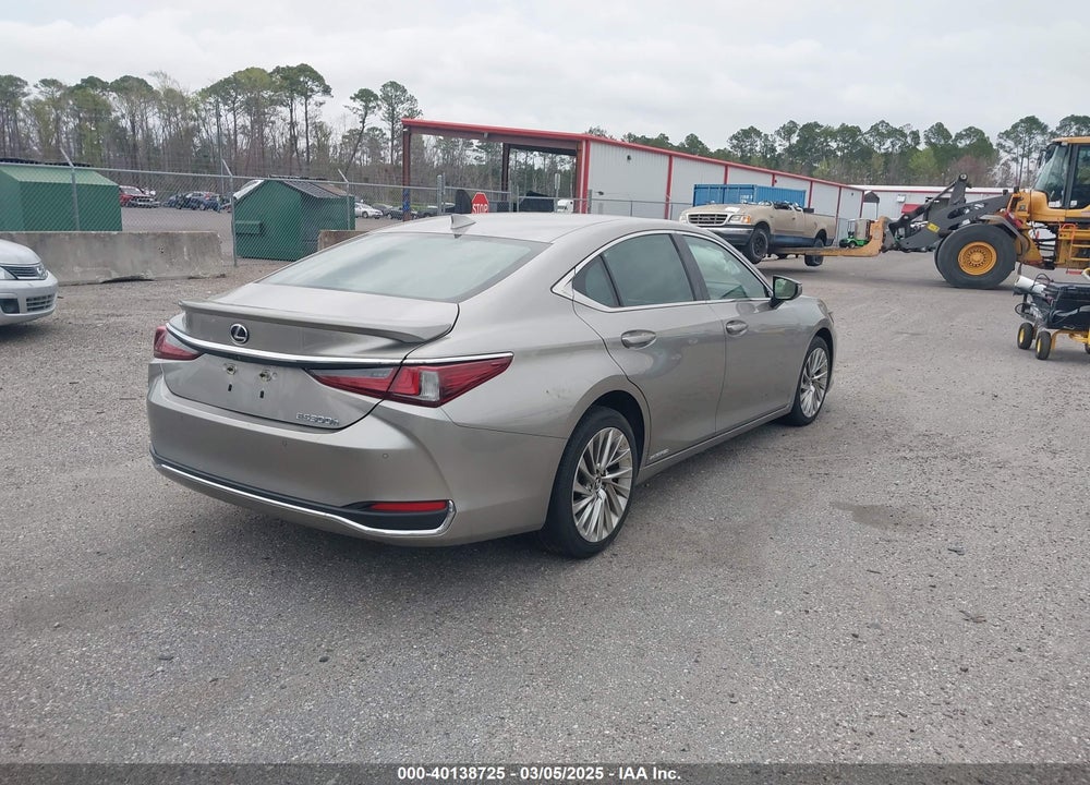 2020 LEXUS ES 300H ULTRA LUXURY VIN: 58AF21B15LU008516