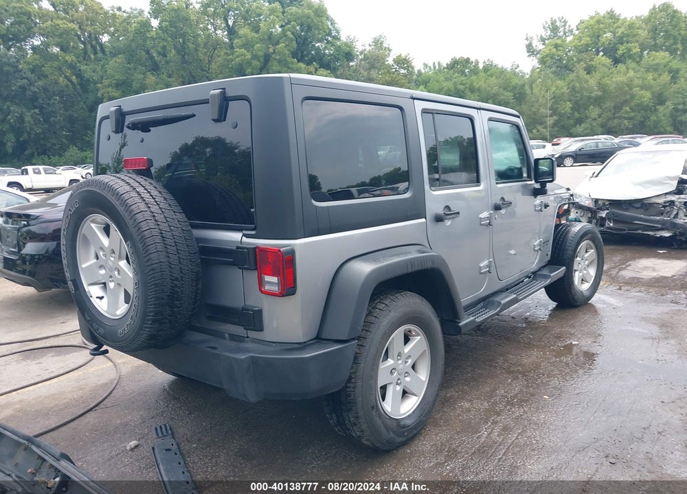 2015 JEEP WRANGLER UNLIMITED SPORT VIN: 1C4BJWDG5FL592812