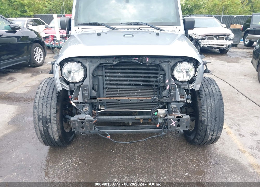 2015 JEEP WRANGLER UNLIMITED SPORT VIN: 1C4BJWDG5FL592812