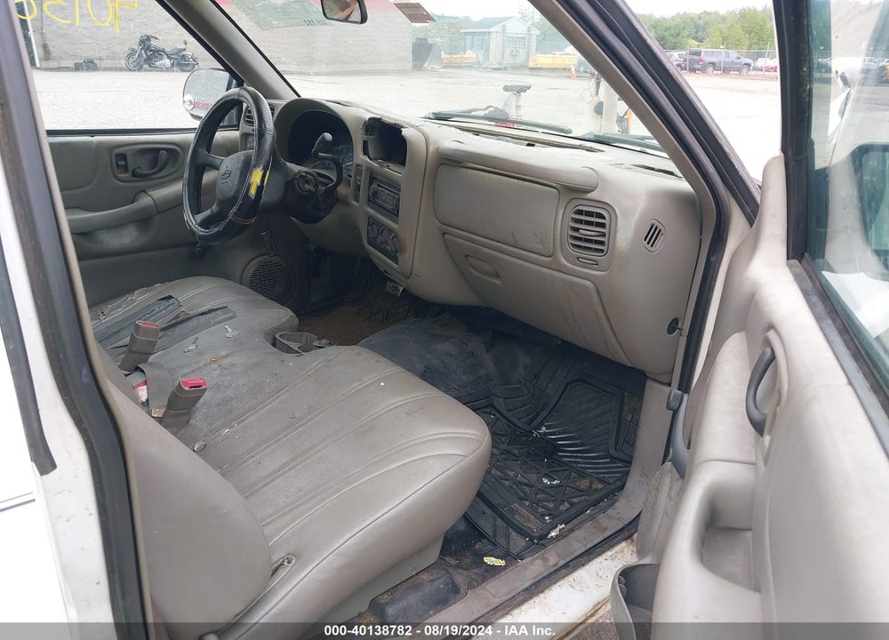 2000 CHEVROLET S-10 VIN: 1GCCS1450YK280960