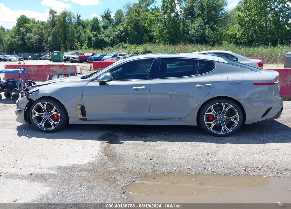 2019 KIA STINGER GT2 VIN: KNAE55LCXK6055448