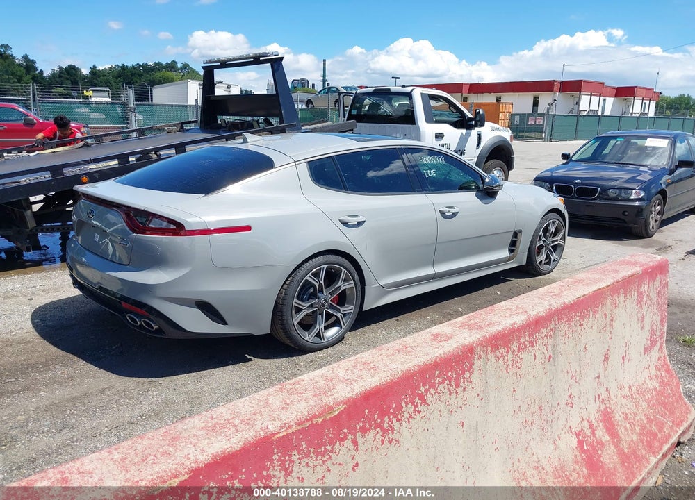 2019 KIA STINGER GT2 VIN: KNAE55LCXK6055448