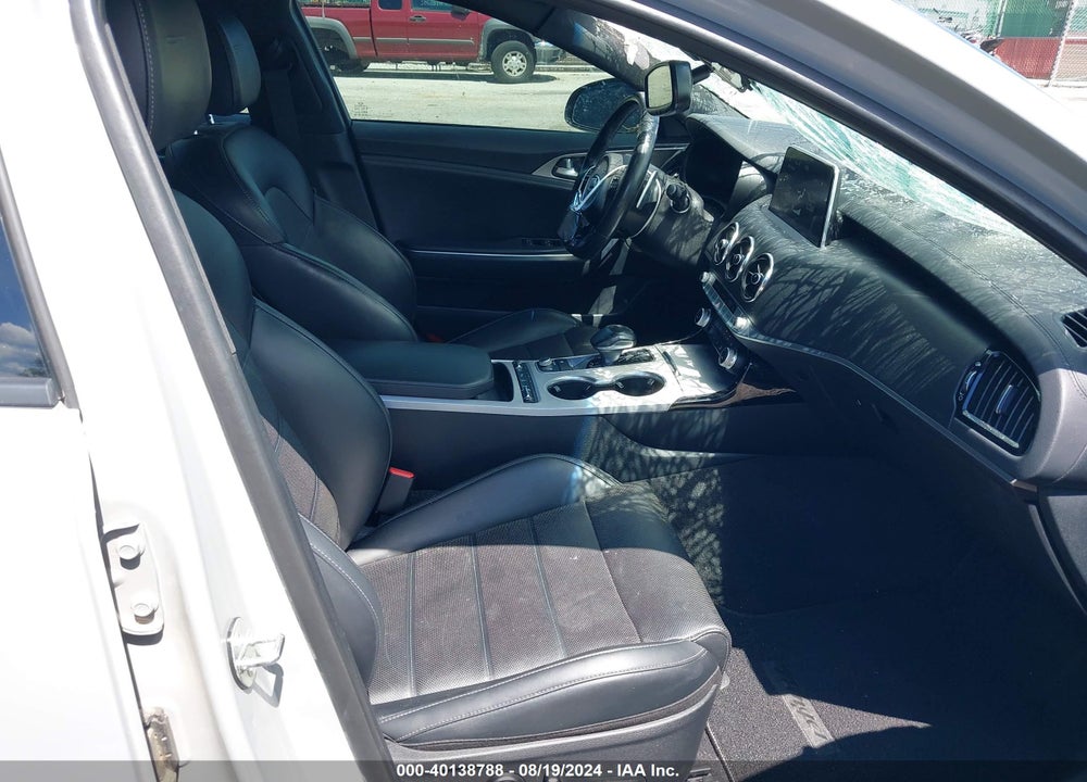 2019 KIA STINGER GT2 VIN: KNAE55LCXK6055448