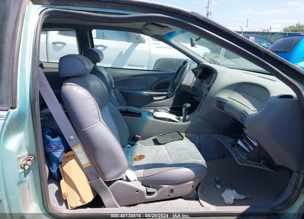1994 MERCURY COUGAR XR7 VIN: 1MELM62W8RH657552