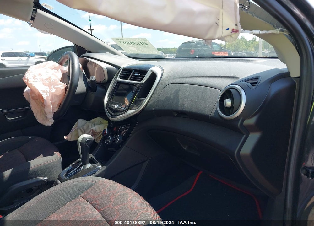 2018 CHEVROLET SONIC VIN: 1G1JD6SH4J4124516