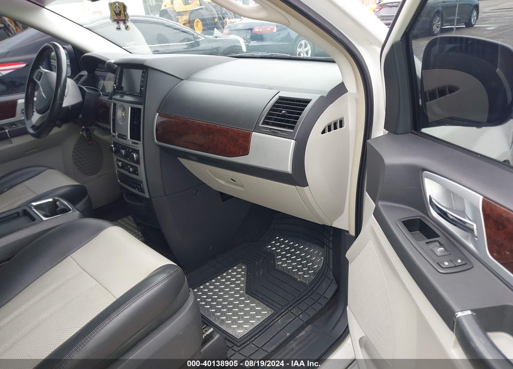 2010 CHRYSLER TOWN & COUNTRY TOURING PLUS VIN: 2A4RR8DX3AR480779