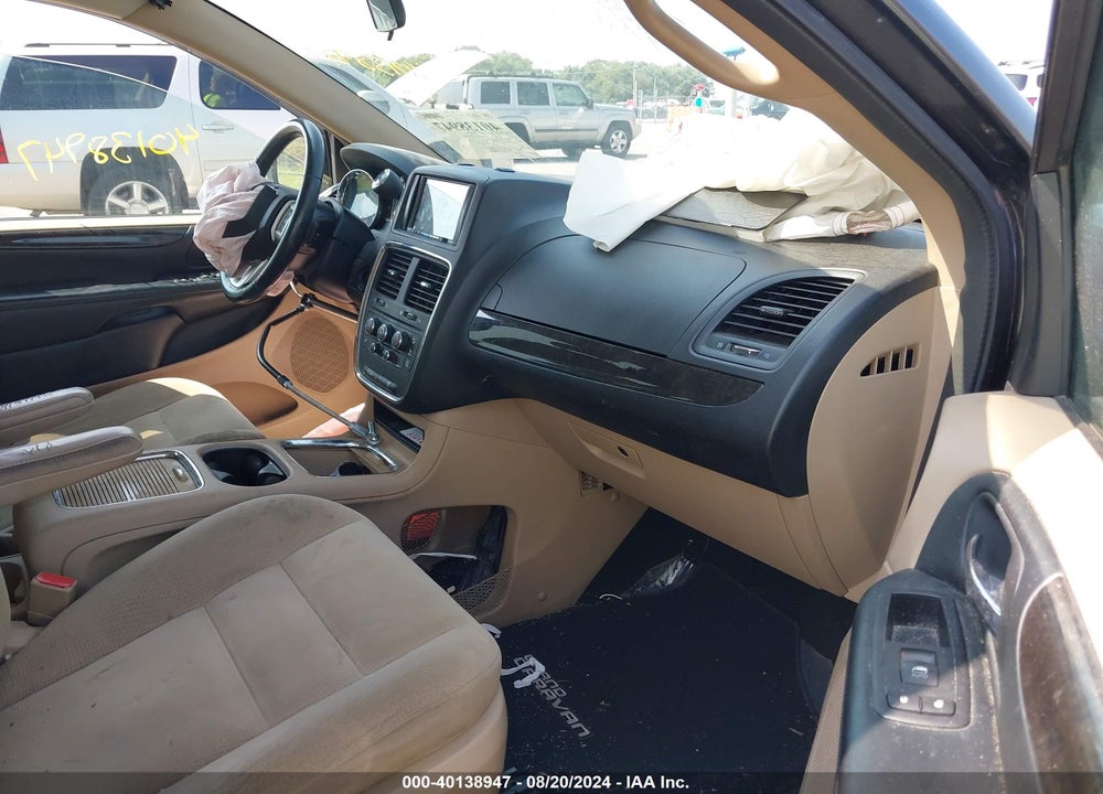 2016 DODGE GRAND CARAVAN SXT VIN: 2C4RDGCG0GR318231