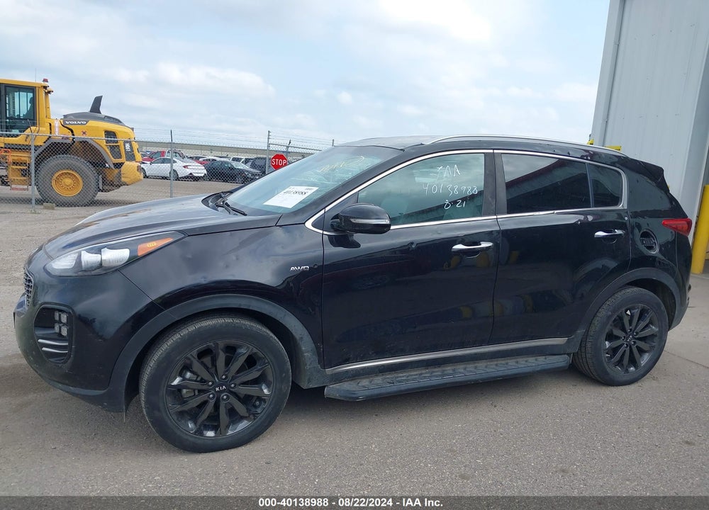 2018 KIA SPORTAGE EX VIN: KNDPNCAC7J7452496