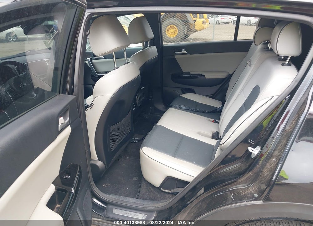 2018 KIA SPORTAGE EX VIN: KNDPNCAC7J7452496