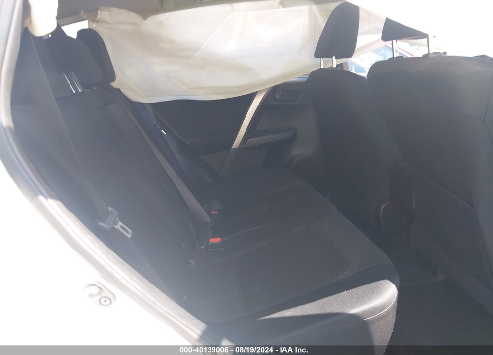 2018 TOYOTA RAV4 LE VIN: JTMZFREV2JJ184075