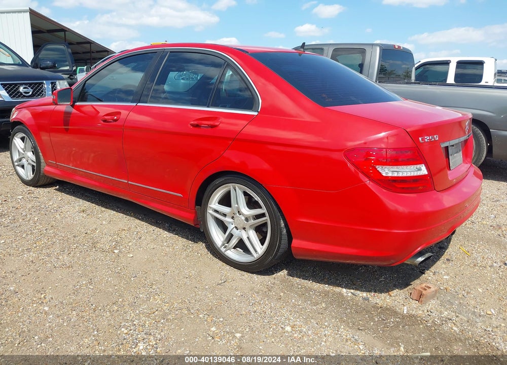 2014 MERCEDES-BENZ C 250 LUXURY/SPORT VIN: WDDGF4HB2EA959529