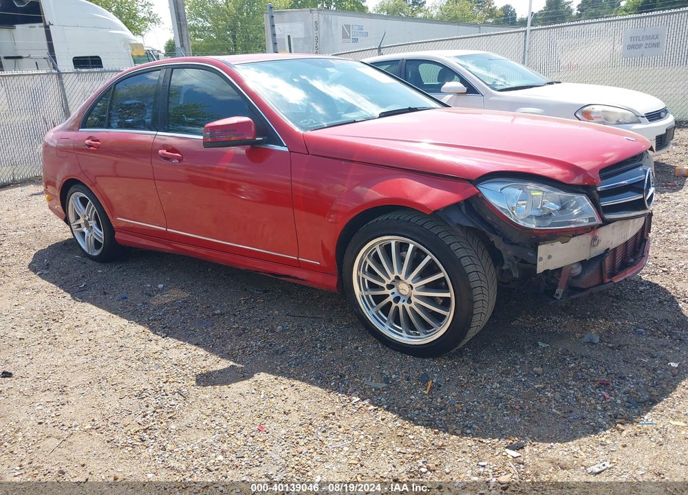 2014 MERCEDES-BENZ C 250 LUXURY/SPORT VIN: WDDGF4HB2EA959529