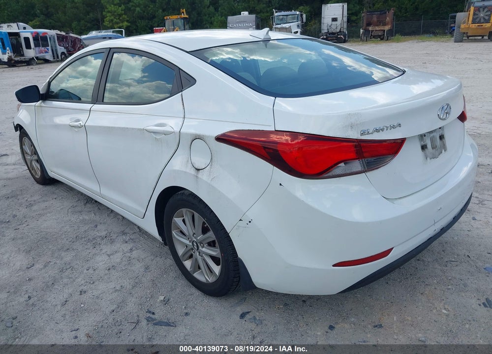 2016 HYUNDAI ELANTRA SE VIN: 5NPDH4AE2GH781323