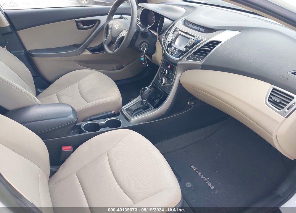 2016 HYUNDAI ELANTRA SE VIN: 5NPDH4AE2GH781323
