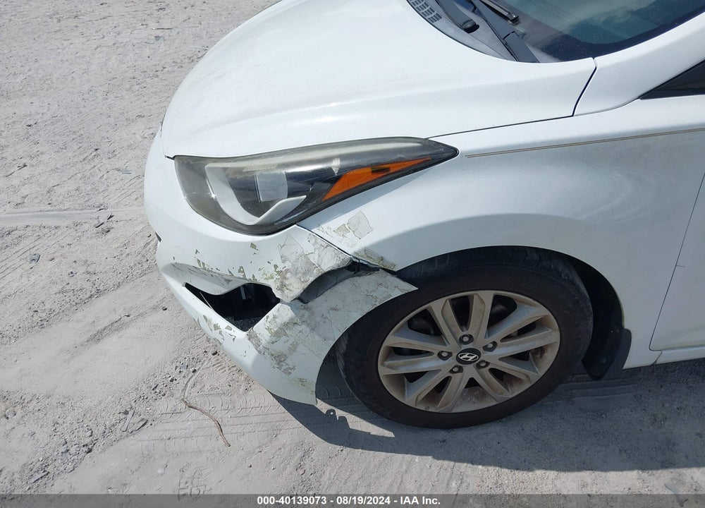 2016 HYUNDAI ELANTRA SE VIN: 5NPDH4AE2GH781323