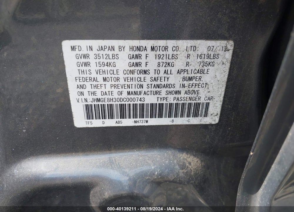 2013 HONDA FIT VIN: JHMGE8H30DC000743