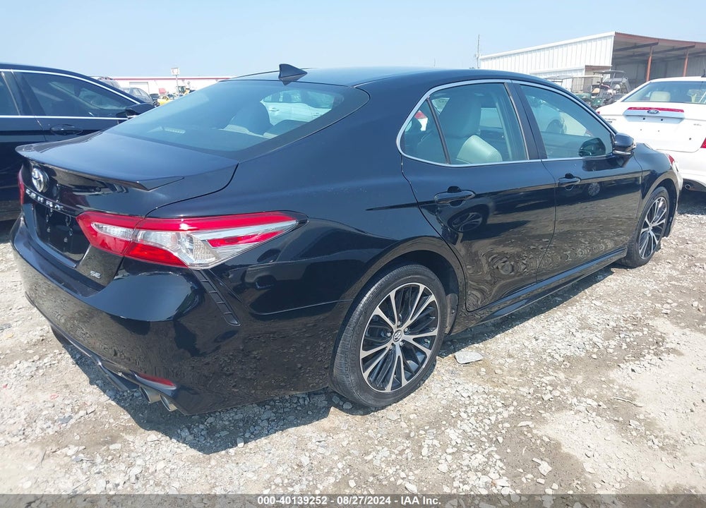 2019 TOYOTA CAMRY SE VIN: 4T1B11HK7KU226870