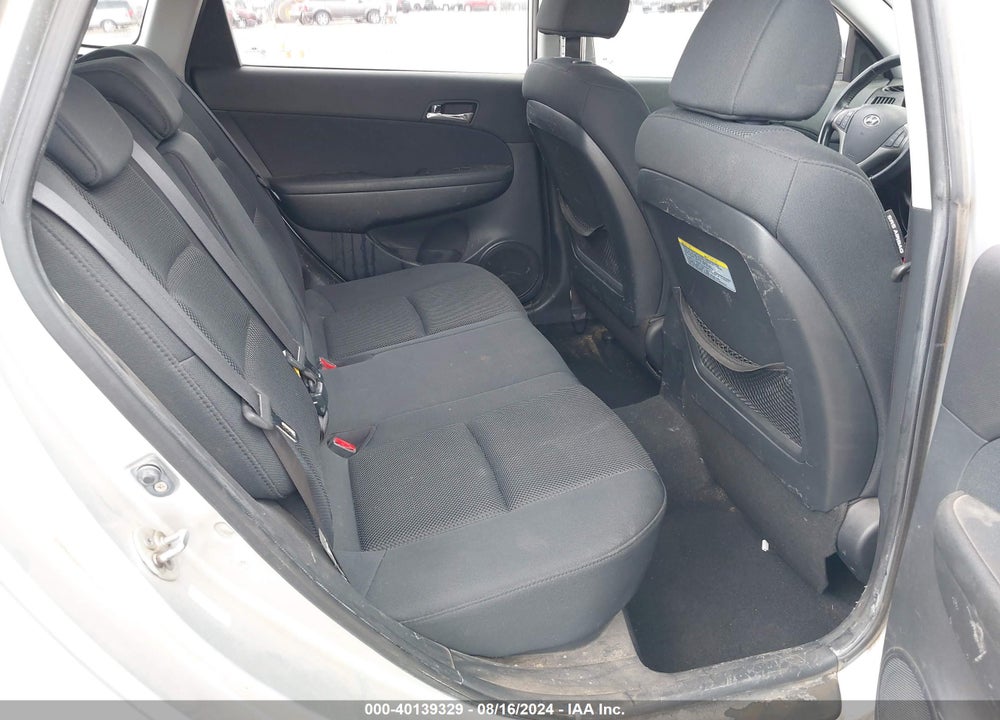 2009 HYUNDAI ELANTRA TOURING VIN: KMHDC86E79U037574